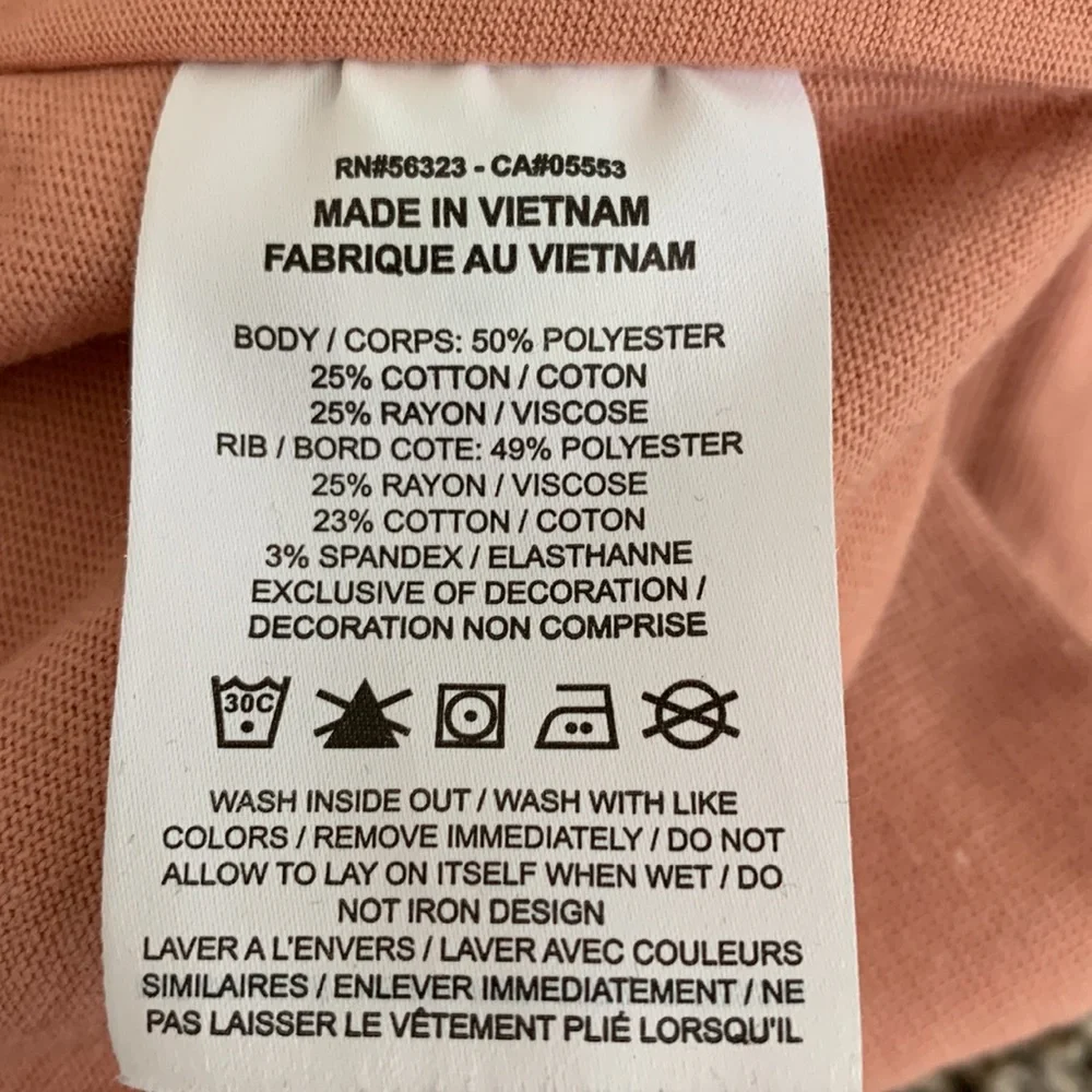 Like New Coral Nike Shorts - Picture 5 of 6